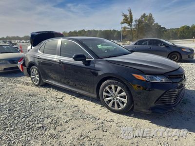 Czwarte zdjęcie samochodu z boku: 2018 TOYOTA CAMRY LE VIN:JTNB11HK1J3043694 - miniatura