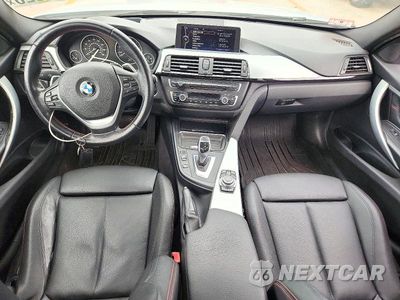 Zdjęcie 8 z 12 samochodu: 2013 BMW 328 XI SULEV VIN:WBA3B5C54DF593258 - miniatura