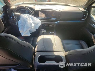 Zdjęcie 8 z 12 samochodu: 2023 CHEVROLET SILVERADO K1500 RST VIN:2GCUDEED4P1141599 - miniatura