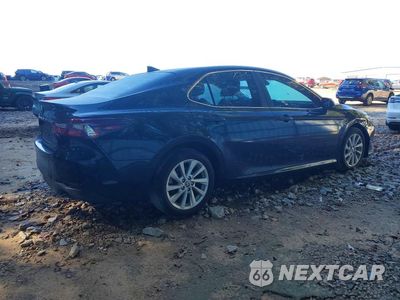 Trzecie zdjęcie samochodu z tyłu: 2021 TOYOTA CAMRY LE VIN:4T1C11AK9MU450210 - miniatura