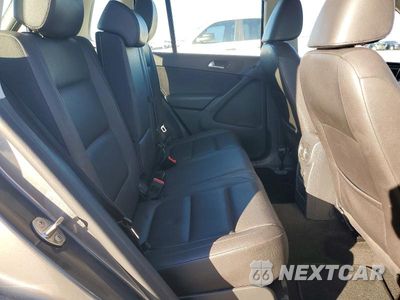 Zdjęcie 10 z 12 samochodu: 2016 VOLKSWAGEN TIGUAN S VIN:WVGAV7AX1GW523606 - miniatura