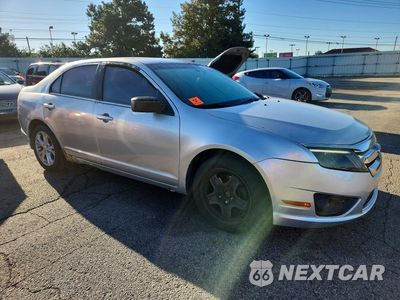 Czwarte zdjęcie samochodu z boku: 2012 FORD FUSION S VIN:3FAHP0GA2CR201325 - miniatura