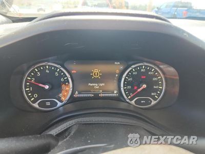 Zdjęcie 9 z 12 samochodu: 2017 JEEP RENEGADE LIMITED VIN:ZACCJADBXHPE82753 - miniatura