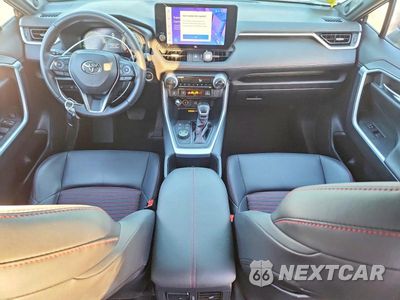 Zdjęcie 8 z 13 samochodu: 2024 TOYOTA RAV4 PRIME XSE VIN:JTMEB3FV3RD200395 - miniatura