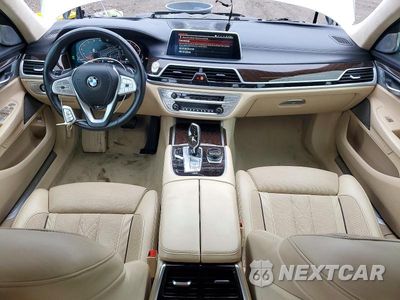 Zdjęcie 8 z 12 samochodu: 2020 BMW 750 XI VIN:WBA7U2C03LGM26672 - miniatura