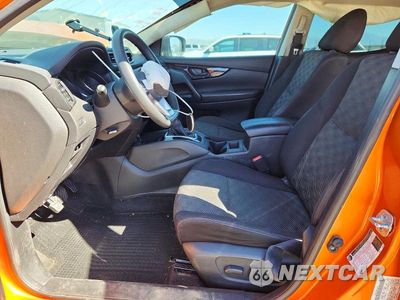 Zdjęcie 7 z 12 samochodu: 2017 NISSAN ROGUE SPORT SV VIN:JN1BJ1CR6HW132911 - miniatura