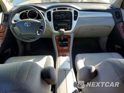 Zdjęcie 8 z 13 samochodu: 2006 TOYOTA HIGHLANDER HYBRID VIN:JTEDW21A560010644 - miniatura