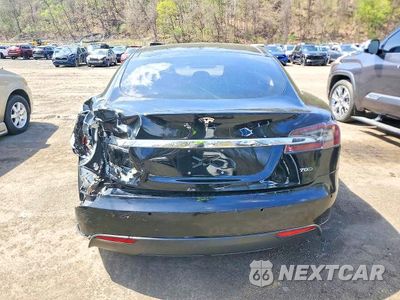 Zdjęcie 6 z 12 samochodu: 2015 TESLA MODEL S VIN:5YJSA1E27FF119731 - miniatura