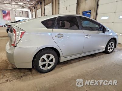 Trzecie zdjęcie samochodu z tyłu: 2013 TOYOTA PRIUS TWO VIN:JTDKN3DU1D1681200 - miniatura