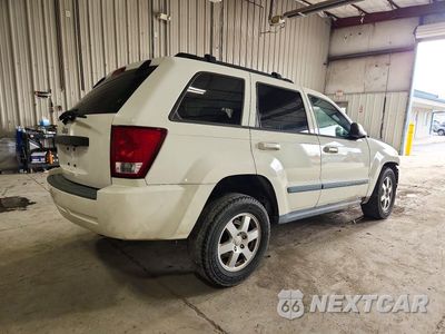 Trzecie zdjęcie samochodu z tyłu: 2009 JEEP GRAND CHEROKEE LAREDO VIN:1J8GR48K29C555828 - miniatura
