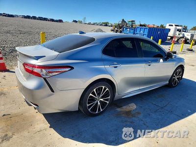 Trzecie zdjęcie samochodu z tyłu: 2020 TOYOTA CAMRY SE VIN:4T1G11AK3LU929321 - miniatura