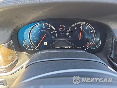 Zdjęcie 9 z 12 samochodu: 2018 BMW 750 XI VIN:WBA7F2C58JB238603 - miniatura