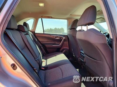 Zdjęcie 11 z 13 samochodu: 2022 TOYOTA RAV4 XLE VIN:2T3P1RFV0NW264373 - miniatura
