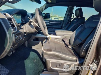 Zdjęcie 7 z 12 samochodu: 2026 RAM 1500 LARAMIE VIN:1C6RREJP7TN165886 - miniatura