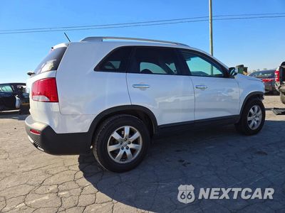 Trzecie zdjęcie samochodu z tyłu: 2012 KIA SORENTO LX VIN:5XYKT3A65CG298869 - miniatura