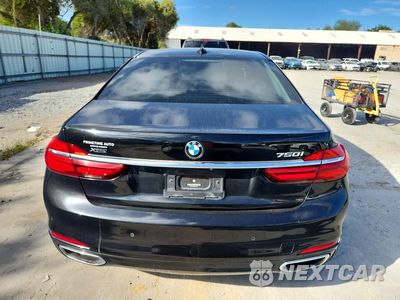 Zdjęcie 6 z 12 samochodu: 2016 BMW 750 XI VIN:WBA7F2C53GG418101 - miniatura