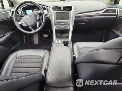 Zdjęcie 8 z 12 samochodu: 2017 FORD FUSION SE VIN:3FA6P0HD8HR338986 - miniatura