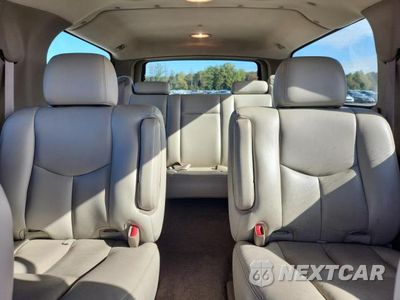 Zdjęcie 10 z 13 samochodu: 2004 CHEVROLET SUBURBAN K1500 VIN:3GNFK16Z04G287932 - miniatura