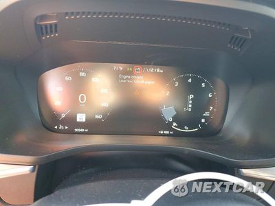 Zdjęcie 9 z 13 samochodu: 2020 VOLVO XC60 T5 R-DESIGN VIN:YV4102RM6L1555326 - miniatura