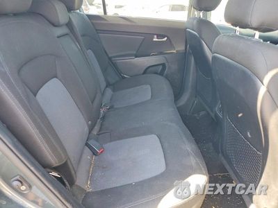 Zdjęcie 10 z 12 samochodu: 2014 KIA SPORTAGE LX VIN:KNDPB3AC1E7559476 - miniatura