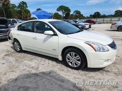 Czwarte zdjęcie samochodu z boku: 2010 NISSAN ALTIMA HYBRID VIN:1N4CL2AP6AC111959 - miniatura