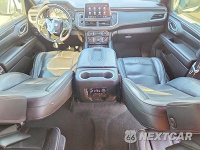 Zdjęcie 8 z 14 samochodu: 2021 CHEVROLET SUBURBAN K1500 RST VIN:1GNSKEKD9MR176683 - miniatura