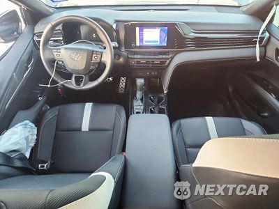 Zdjęcie 8 z 12 samochodu: 2025 TOYOTA CAMRY SE VIN:4T1DAACKXSU123555 - miniatura