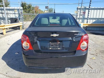 Zdjęcie 6 z 12 samochodu: 2013 CHEVROLET SONIC LS VIN:1G1JA5SH5D4169083 - miniatura