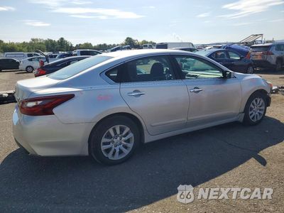Trzecie zdjęcie samochodu z tyłu: 2018 NISSAN ALTIMA 2.5 S VIN:1N4AL3APXJC228103 - miniatura