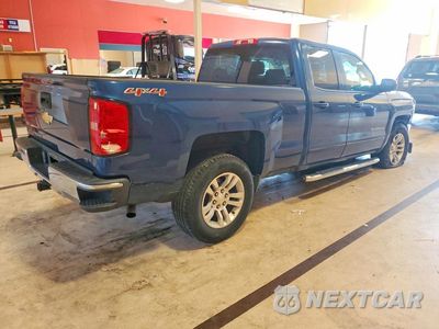 Trzecie zdjęcie samochodu z tyłu: 2017 CHEVROLET SILVERADO K1500 LT VIN:1GCVKREC5HZ114560 - miniatura
