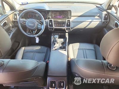 Zdjęcie 8 z 14 samochodu: 2023 KIA SORENTO EX VIN:5XYRHDLF7PG178015 - miniatura