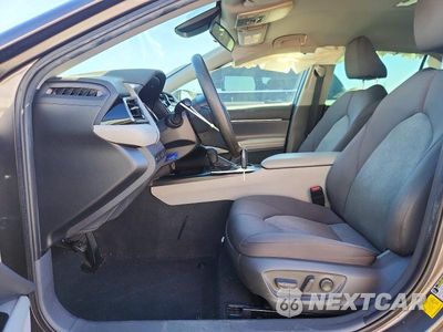 Zdjęcie 7 z 12 samochodu: 2020 TOYOTA CAMRY LE VIN:4T1C11AK6LU963798 - miniatura