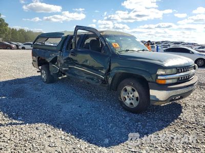 Czwarte zdjęcie samochodu z boku: 2002 CHEVROLET SILVERADO K1500 VIN:1GCEK19T02E127291 - miniatura