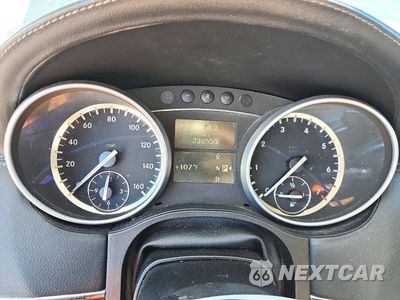 Zdjęcie 9 z 13 samochodu: 2011 MERCEDES-BENZ GL 450 4MATIC VIN:4JGBF7BE0BA655020 - miniatura