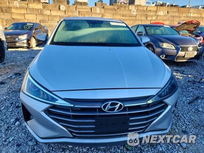 Piąte zdjęcie samochodu w środku: 2019 HYUNDAI ELANTRA VALUE EDITION VIN:5NPD84LF6KH479273 - miniatura