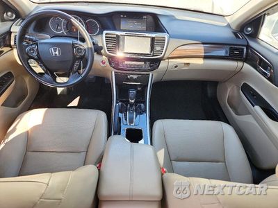 Zdjęcie 8 z 12 samochodu: 2016 HONDA ACCORD TOURING VIN:1HGCR3F95GA006070 - miniatura