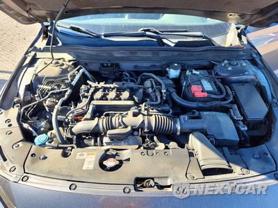 Zdjęcie 11 z 12 samochodu: 2018 HONDA ACCORD SPORT VIN:1HGCV1F3XJA240725 - miniatura