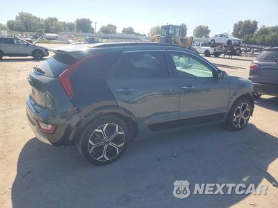 Trzecie zdjęcie samochodu z tyłu: 2024 KIA NIRO SX TOURING VIN:KNDCT3LE9R5199238 - miniatura