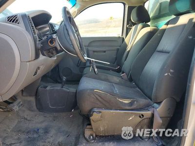 Zdjęcie 7 z 12 samochodu: 2011 CHEVROLET SILVERADO K2500 HEAVY DUTY VIN:1GC0KVCG7BF221028 - miniatura