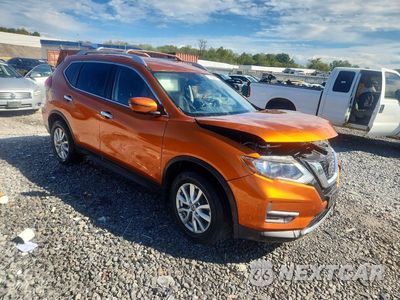 Czwarte zdjęcie samochodu z boku: 2020 NISSAN ROGUE SV VIN:JN8AT2MV9LW132225 - miniatura