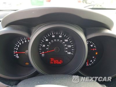 Zdjęcie 9 z 12 samochodu: 2013 KIA SOUL BASE VIN:KNDJT2A57D7530528 - miniatura