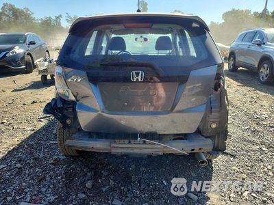Zdjęcie 6 z 12 samochodu: 2013 HONDA FIT SPORT VIN:JHMGE8H57DC030307 - miniatura