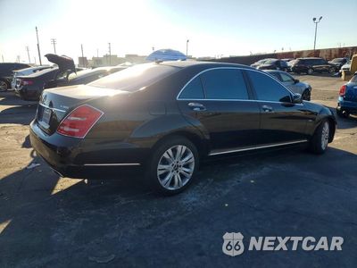 Trzecie zdjęcie samochodu z tyłu: 2010 MERCEDES-BENZ S 400 VIN:WDDNG9FB2AA313292 - miniatura