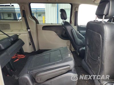 Zdjęcie 11 z 13 samochodu: 2016 CHRYSLER TOWN & COUNTRY TOURING VIN:2C4RC1BG2GR287145 - miniatura
