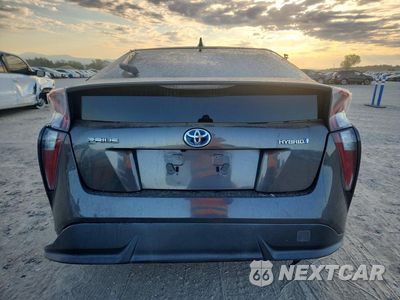 Zdjęcie 6 z 13 samochodu: 2016 TOYOTA PRIUS THREE TOURING VIN:JTDKARFU1G3021596 - miniatura