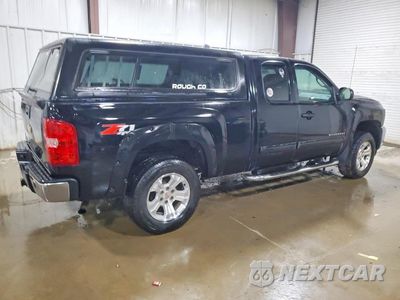 Trzecie zdjęcie samochodu z tyłu: 2013 CHEVROLET SILVERADO K1500 LT VIN:1GCRKSE76DZ264490 - miniatura