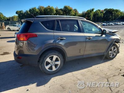 Trzecie zdjęcie samochodu z tyłu: 2015 TOYOTA RAV4 XLE VIN:2T3RFREV5FW341803 - miniatura