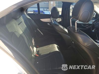Zdjęcie 10 z 12 samochodu: 2015 MERCEDES-BENZ C 300 4MATIC VIN:55SWF4KB1FU010253 - miniatura