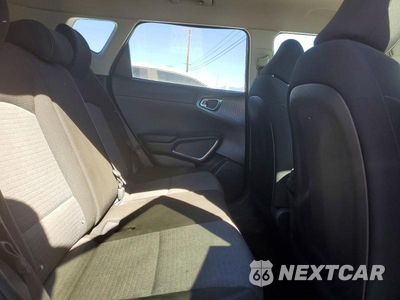 Zdjęcie 10 z 12 samochodu: 2021 KIA SOUL S VIN:KNDJ23AU8M7773202 - miniatura