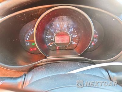Zdjęcie 9 z 13 samochodu: 2016 KIA SOUL + VIN:KNDJP3A55G7827425 - miniatura